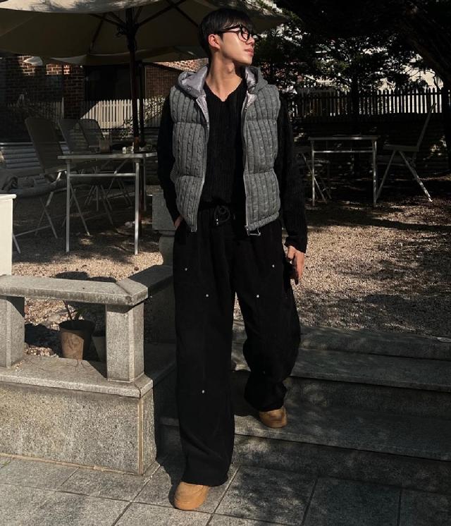 숏패딩/패딩조끼 코디