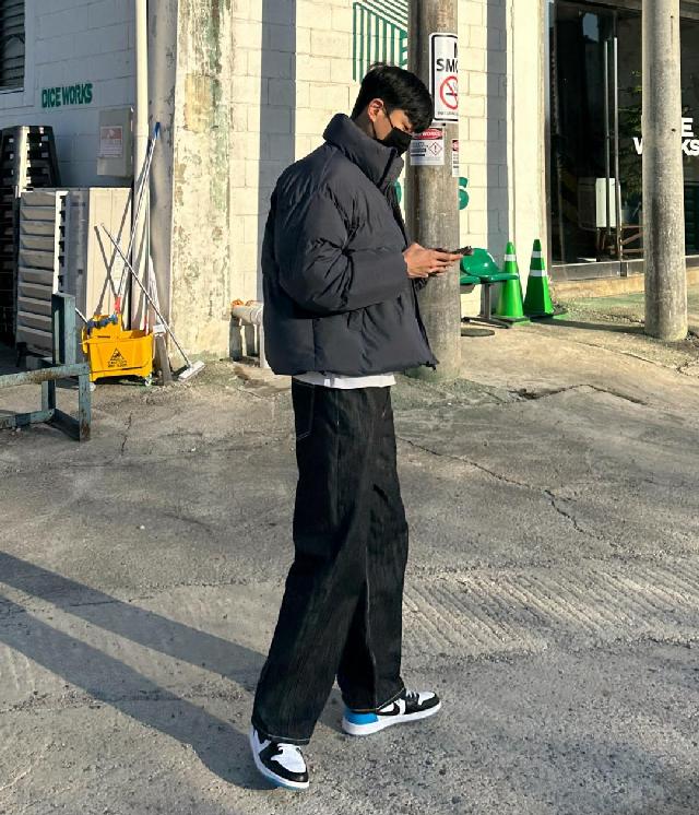 숏패딩/패딩조끼 코디