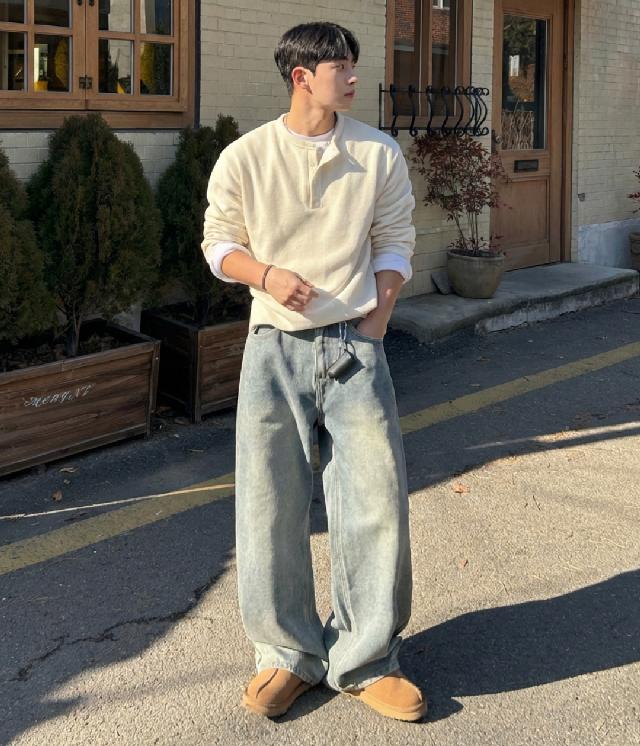긴소매 티셔츠 코디