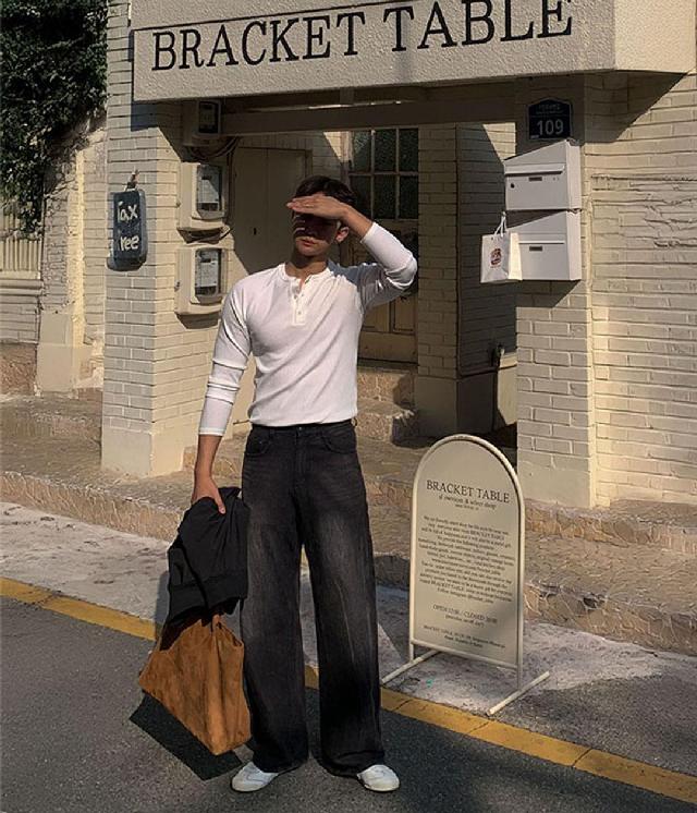 긴소매 티셔츠 코디
