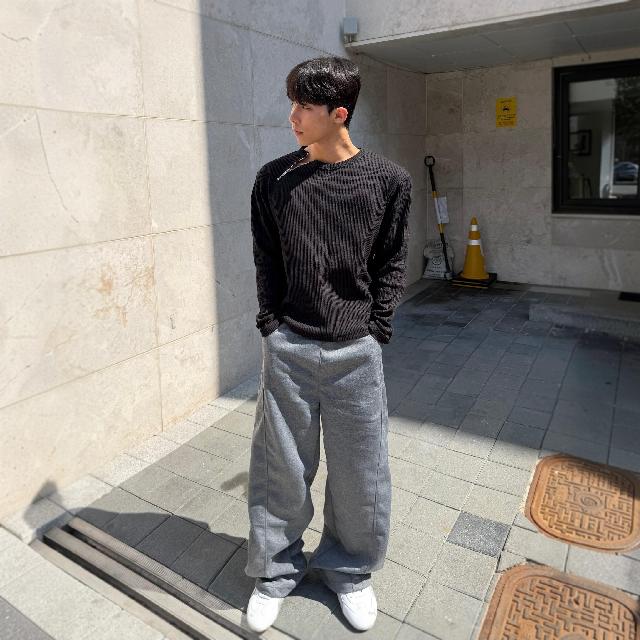 긴소매 티셔츠 코디