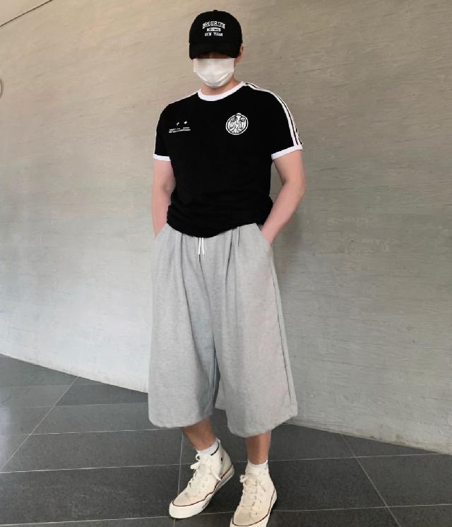 반소매 티셔츠 코디
