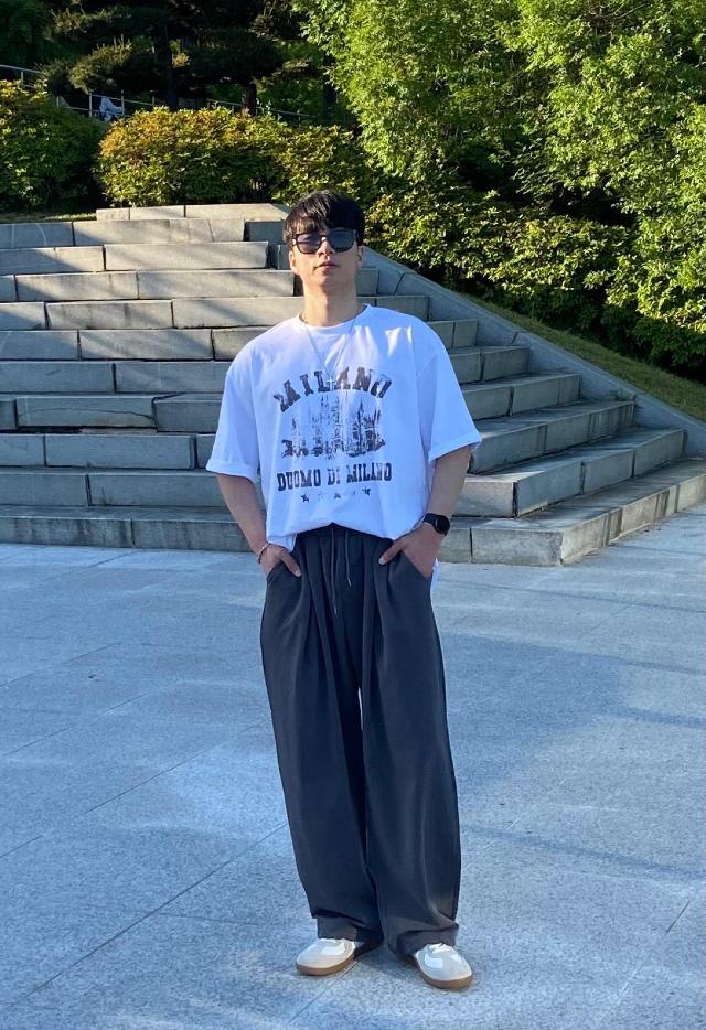 반소매 티셔츠 코디