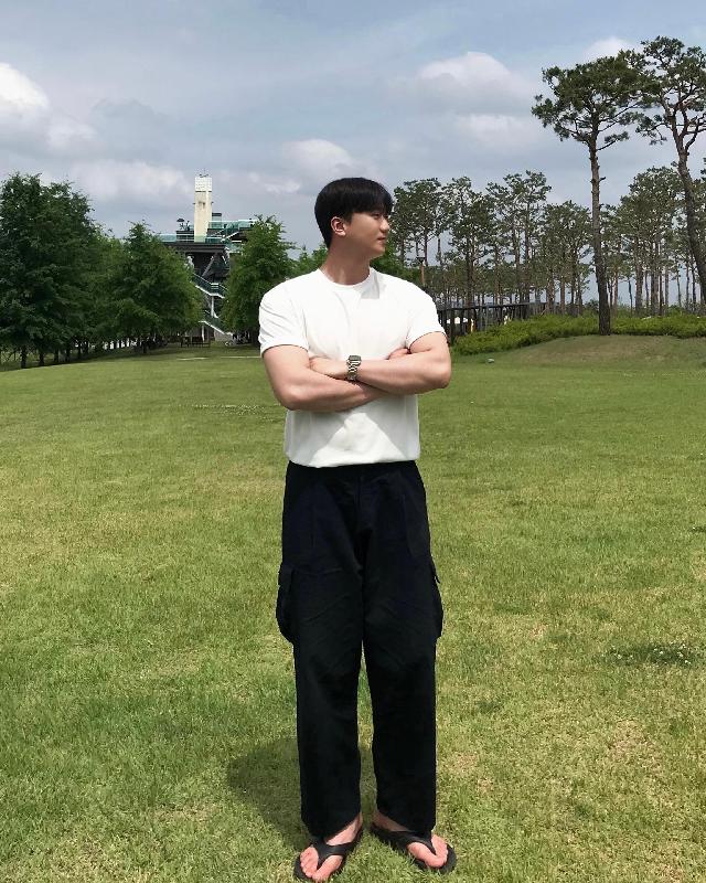 반소매 티셔츠 코디