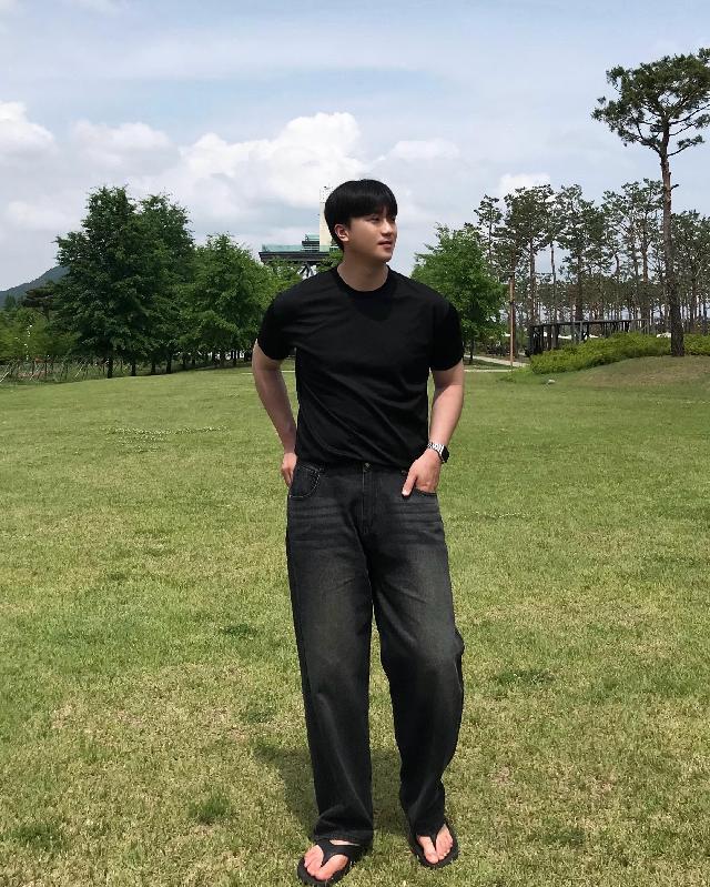 반소매 티셔츠 코디