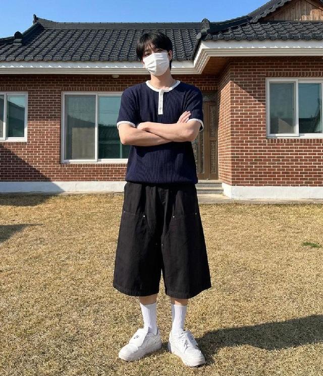 반소매 티셔츠 코디