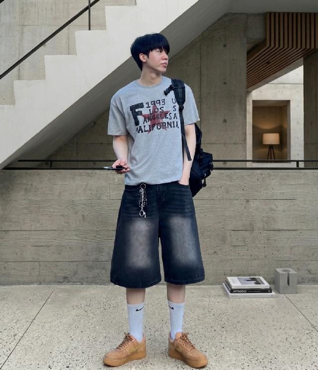 반소매 티셔츠 코디