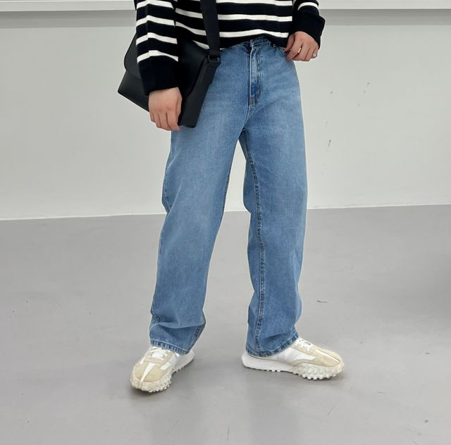 남자 다이아워싱 레귤러 데님 일자핏 팬츠 연청 진청
