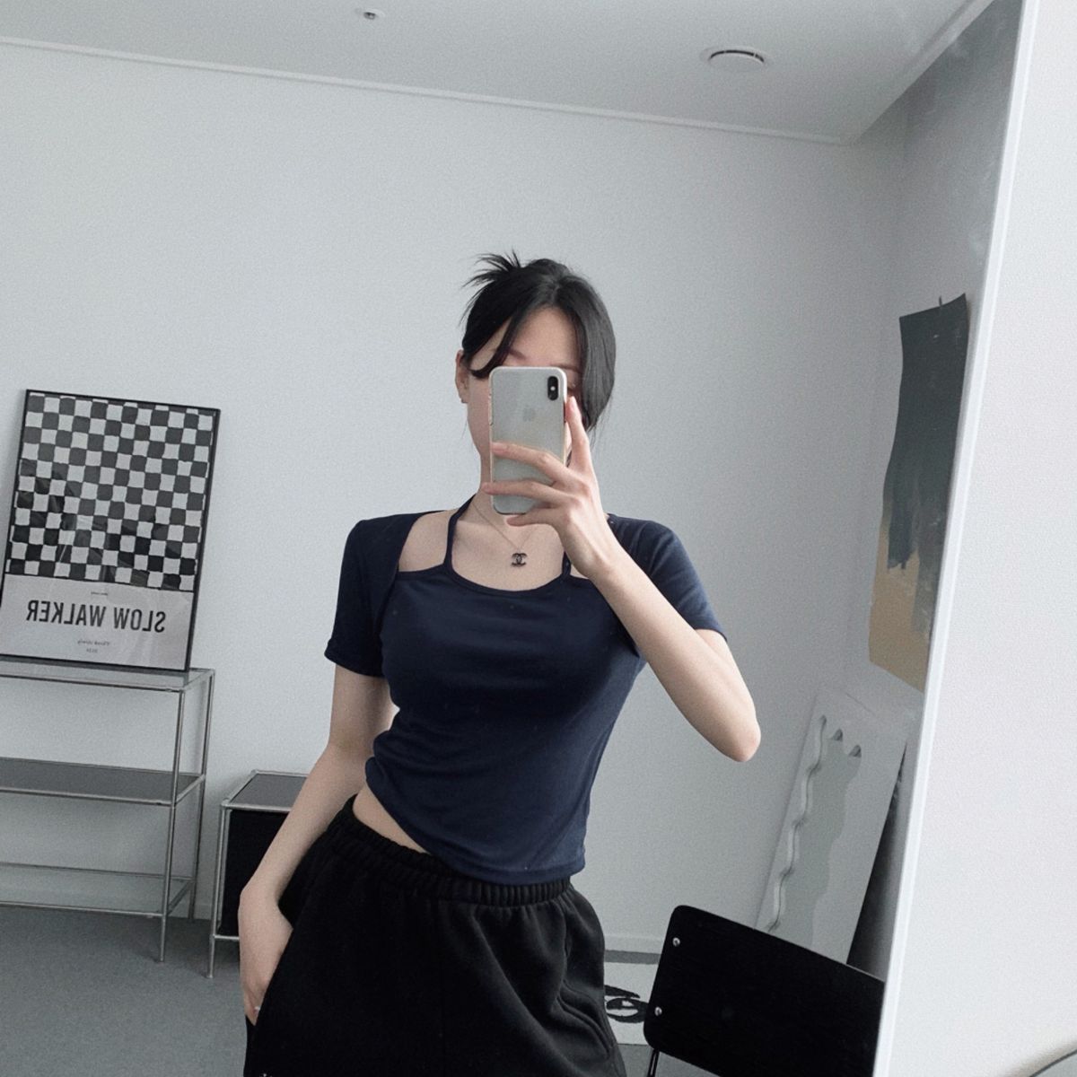 3color] クロップドホルターネックストラップ半袖Tシャツ