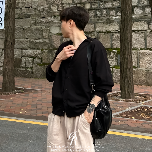 [주문폭주] 오버핏 크롭 살안타템 가디건 3color 세미크롭 경량 어깨넓어보이는 벌룬팬츠 간절기점퍼 캐주얼룩