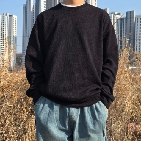 리브드 라운드 풀오버 루즈핏 니트 맨투맨