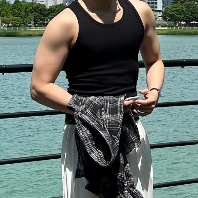 남자 머슬핏 골지 나시 탄력 스판 기본 여름 헬스 이너 민소매 티셔츠
