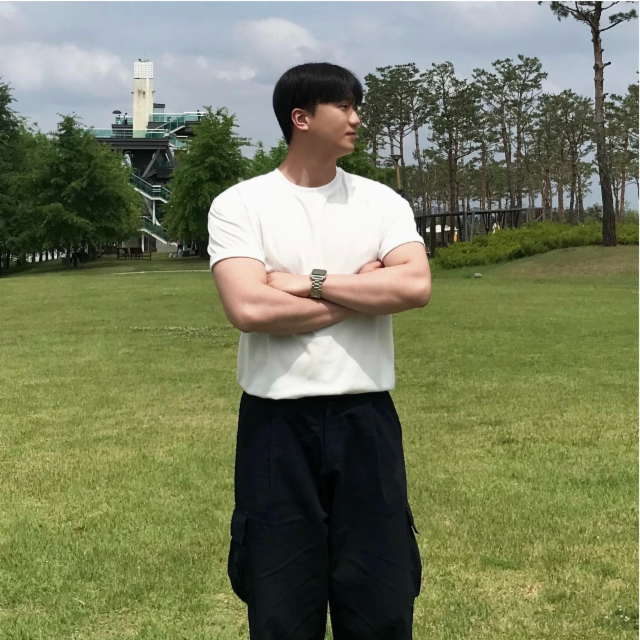 [머슬핏] 헨델 탄탄 라운드 분또 반팔티 (10color)