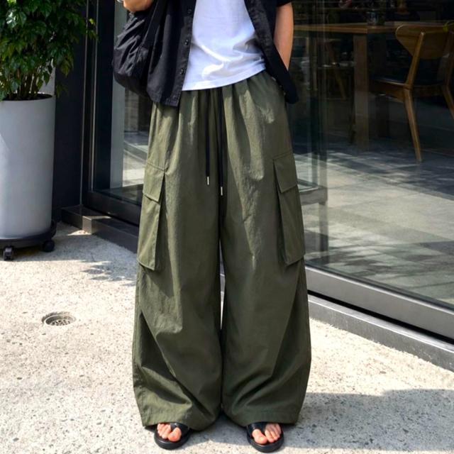 리나일론 벌룬 플레어 밴딩 카고 팬츠 4colors / 사계절 커브드 국내생산 제작 데일리룩 남친룩 빅사이즈 Y2K 봄 가을 도프 롱팬츠