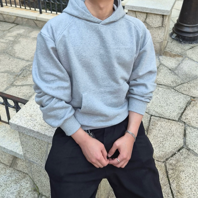 [어깨넓어보이는효과] 크롭 숄더 절개 세미머슬핏 후드티 무지 오버핏 후드 티셔츠 2 COLORS