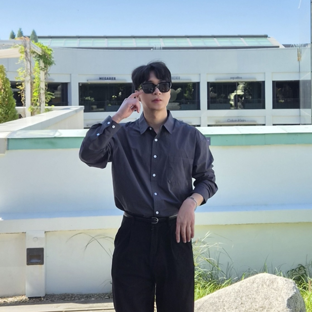 [1+1할인] 어깨넓어보이는 미니멀 코튼 셔츠 오버핏 투웨이 버튼 짱짱한 부드러운 M-XL 6 colors