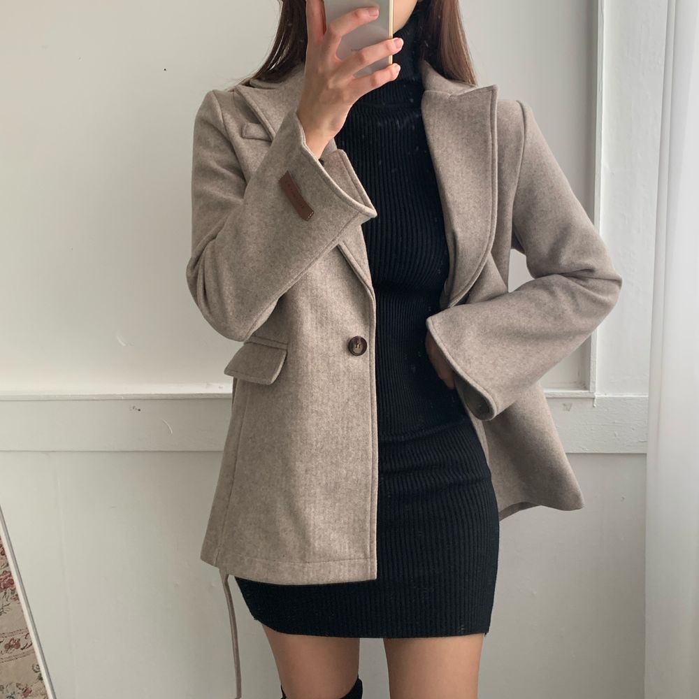 Image: https://image.brandi.co.kr/cproductdetail/2020/11/09/bcfa6a7f8df96bbf3733ca079babdd86.jpg