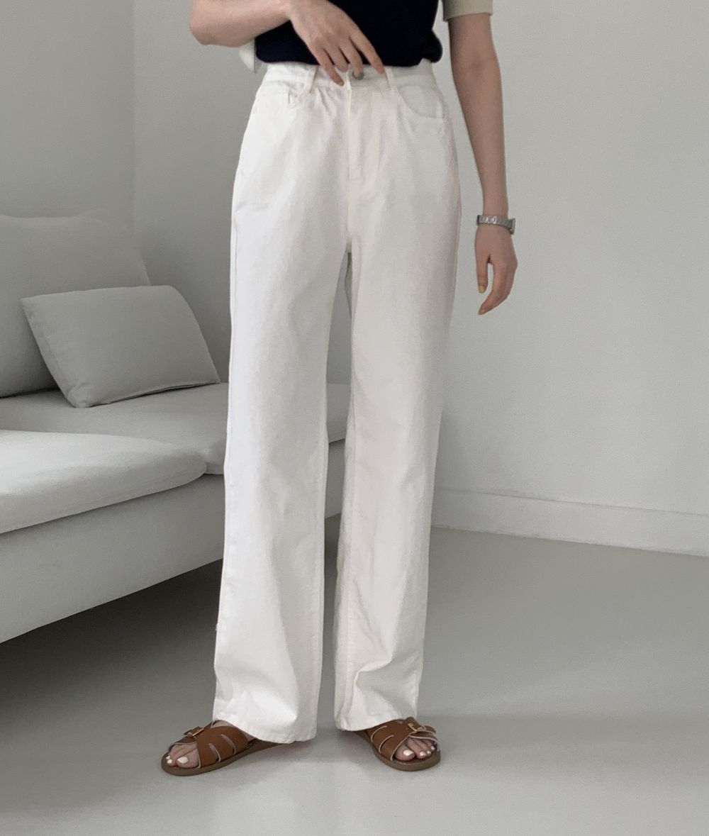 Image: https://image.brandi.co.kr/cproductdetail/2021/04/29/8453d32f6ee6c9beb839df2cd935939f.jpg