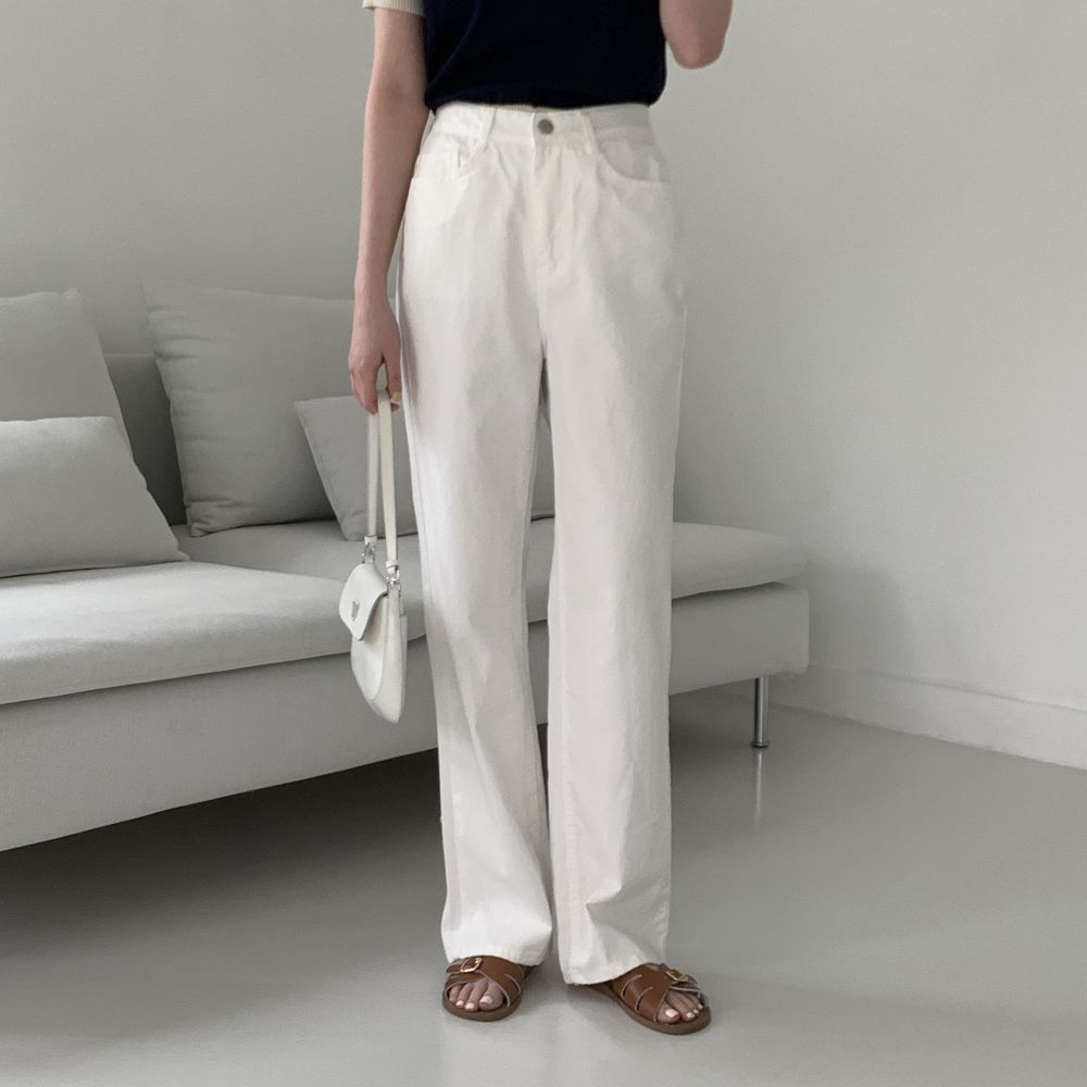 Image: https://image.brandi.co.kr/cproductdetail/2021/04/29/d7d8fa63deea387c1ef6b2e1974bcc0d.jpg