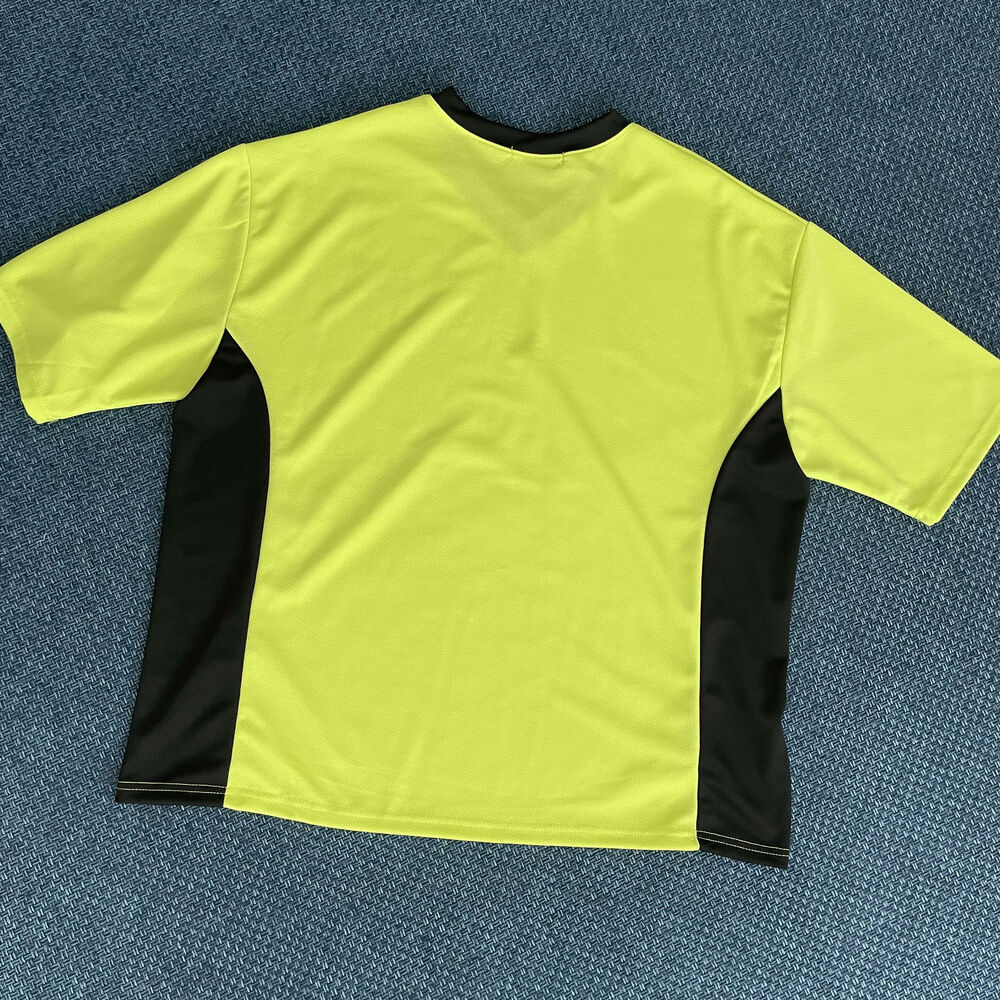 Vネックルーズフィット半袖Tシャツ | ファッション通販サイト NUGU