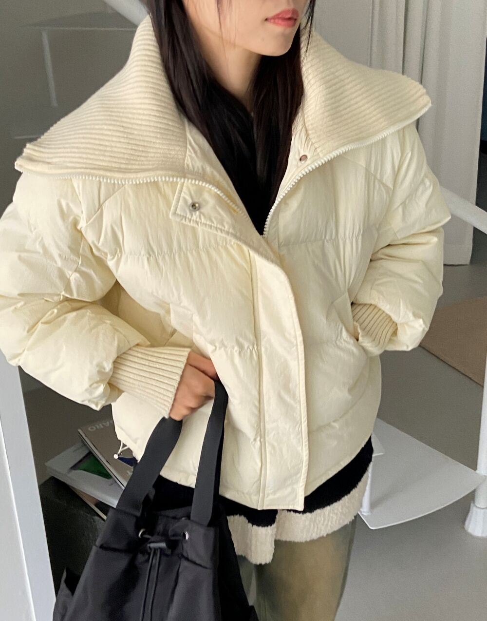 🔥당일출고🚚[깔끔/따뜻] 아로 골지카라 오버핏 하이넥 겨울