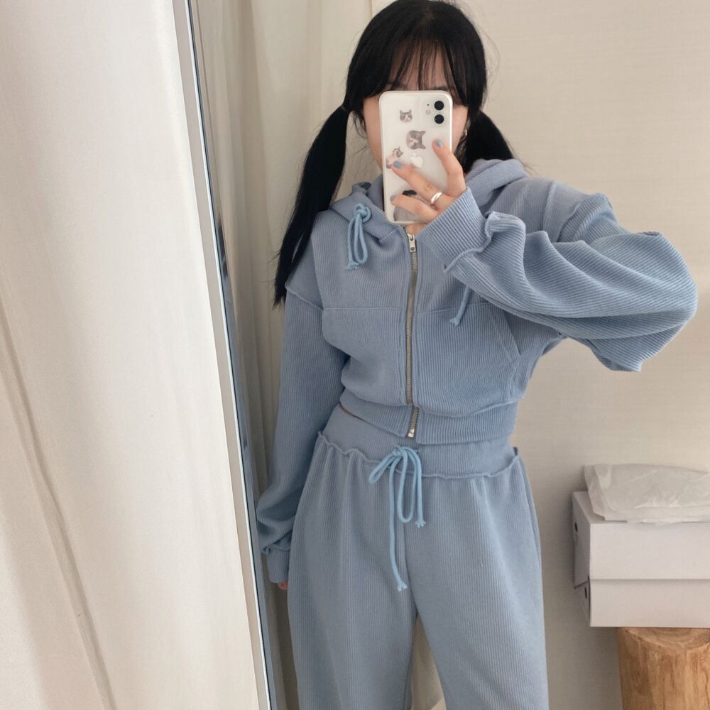 CRONOS フード付きクロップドパーカー クリームセットアップ SET] リブクロップドパーカー、リブワイドゴムパンツセット