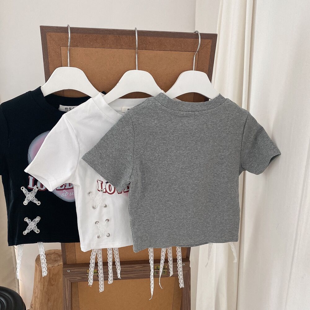 FALLETTネロフライ半袖Tシャツ 猫 クロップ 女性 半袖 Fallett（ファレット）の「A'GEM/9 × .kom『FALLETT/ファレット