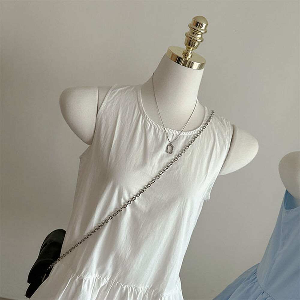 裏地付き] コットン無地ラウンドネックミドル丈ノースリーブワンピース