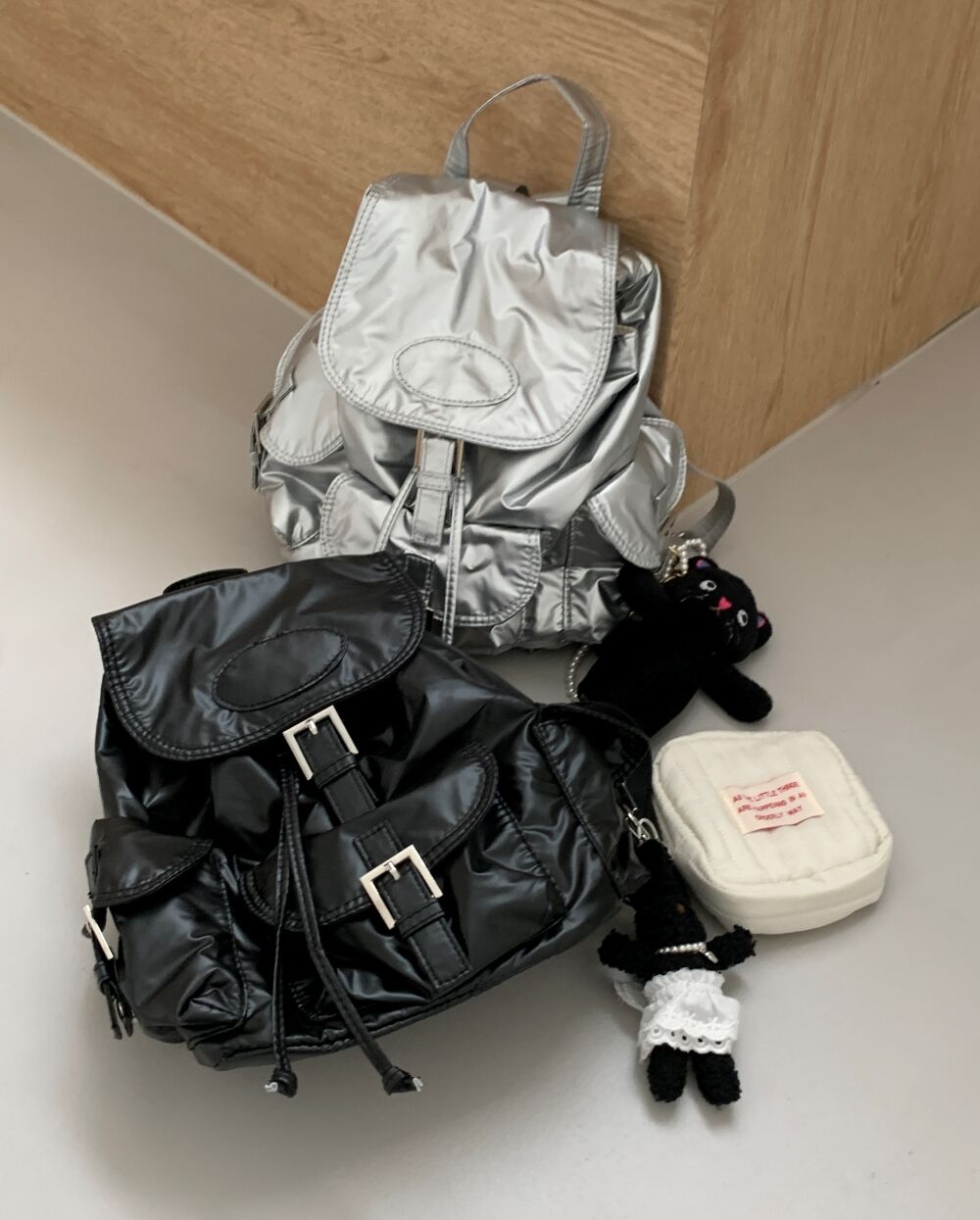 ボブルビー　メガロポリス　ハードリュク　サック　バックパック　シルバー BOBLBEE ボブルビー 日本正規品 リュック デイパック バック