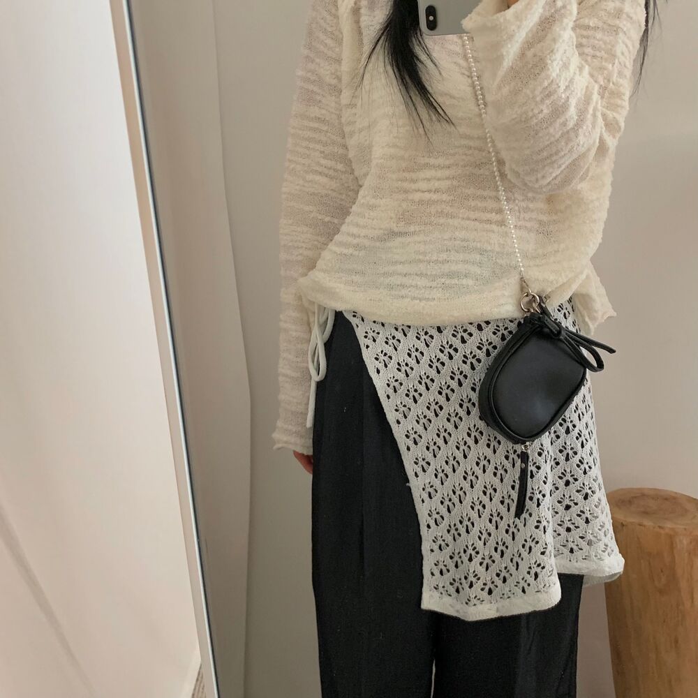 Image: https://image.brandi.co.kr/cproductdetail/2024/08/22/584f050b1b9c9d736ca8b09a4f10c23c.jpg